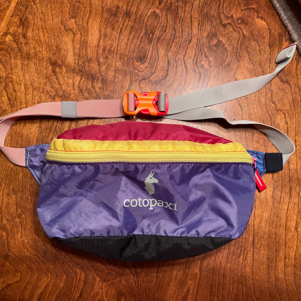 Cotopaxi Fanny pack
